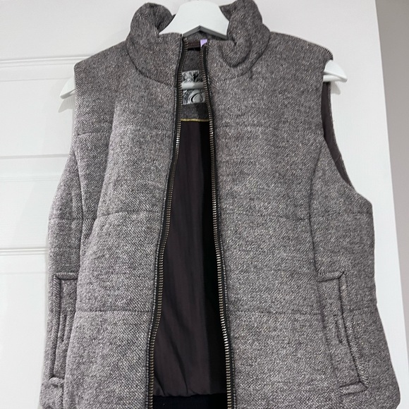 Women’s Talula Vest - Picture 2 of 5